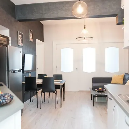 Vitosha Blvd - 2br Lux 아파트