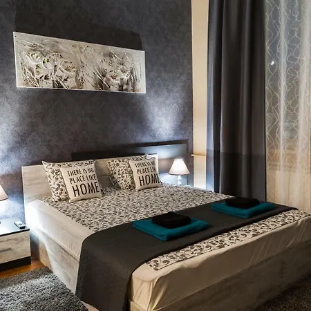 Vitosha Blvd - 2br Lux Szófia