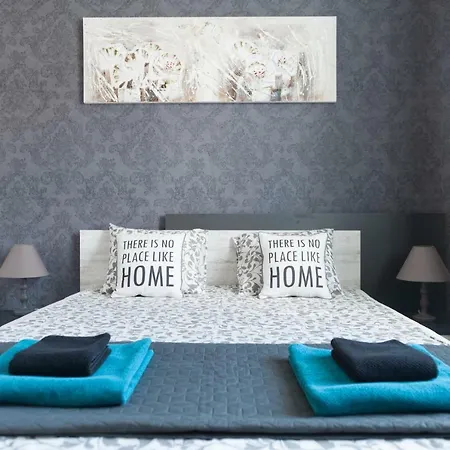 Daire Vitosha Blvd - 2br Lux *