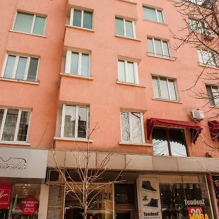 Vitosha Blvd - 2br Lux